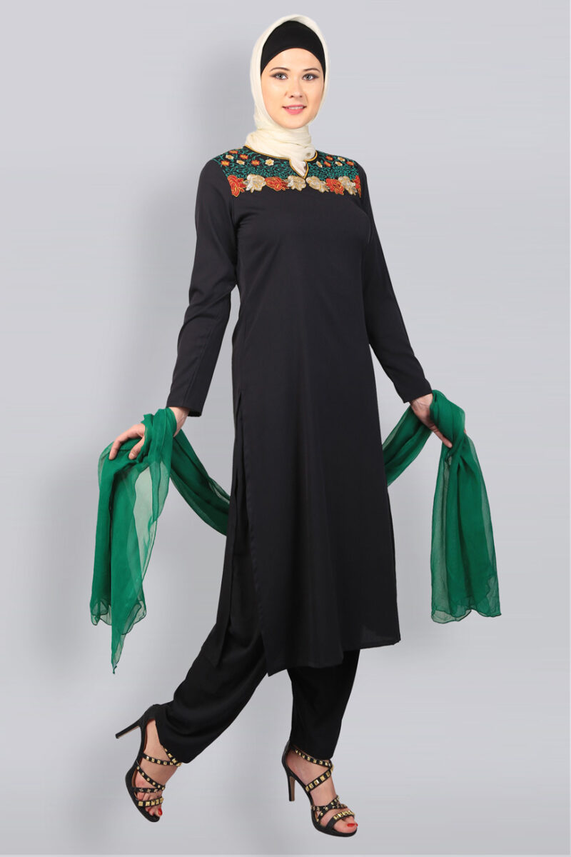 branded-stunning-Salwar-Kameez-B.jpg