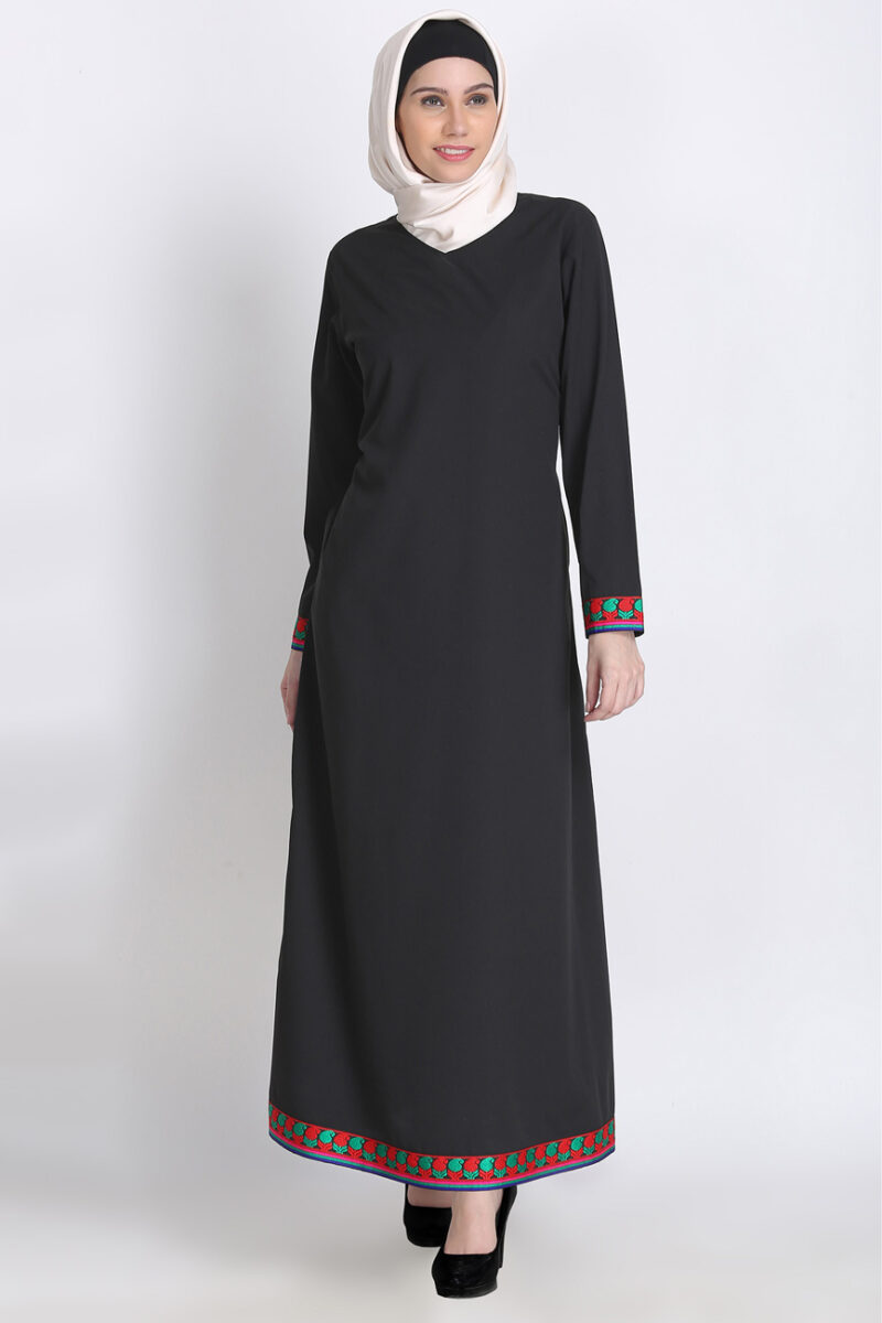 Fancy Pretty Black Border Design Abaya